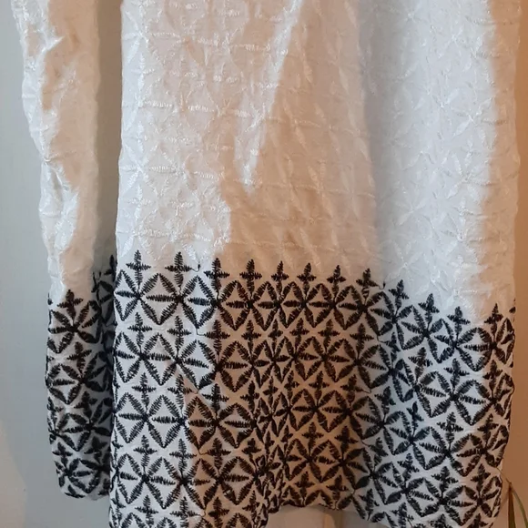 🟥SOLD🟥❗️BoutiqueHAIL3Y:23 Top - Picture 3 of 4